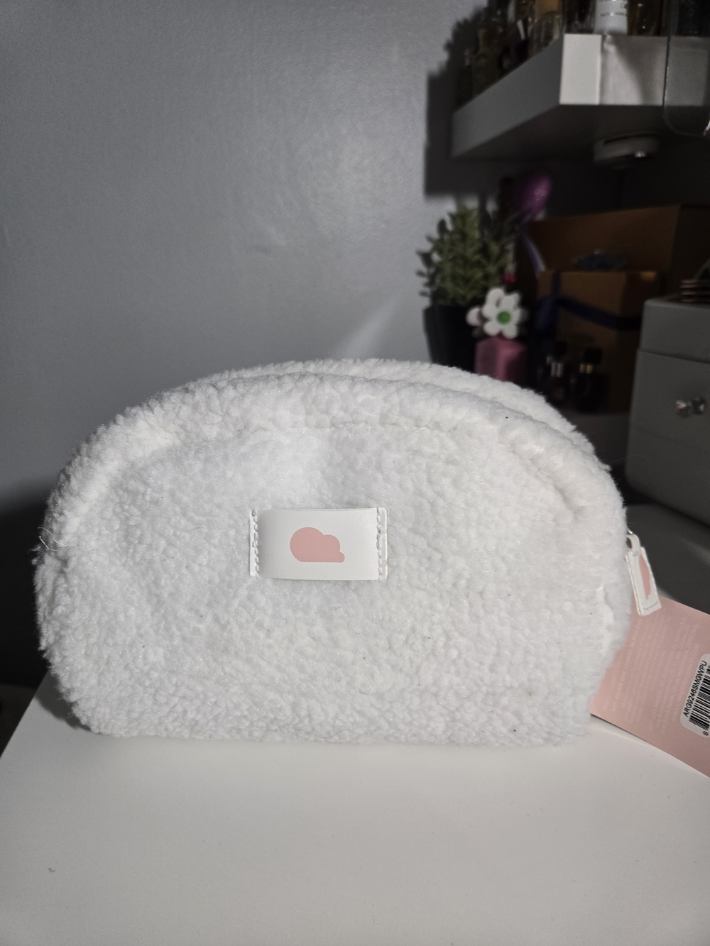 Ariana Grande White Cosmetic Pouch with 2 Pack Scrunchies